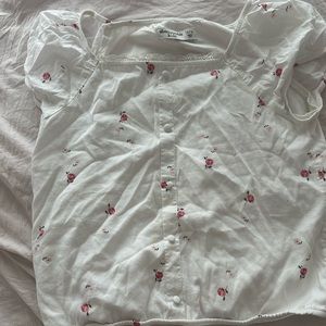 Abercrombie and fitch floral top